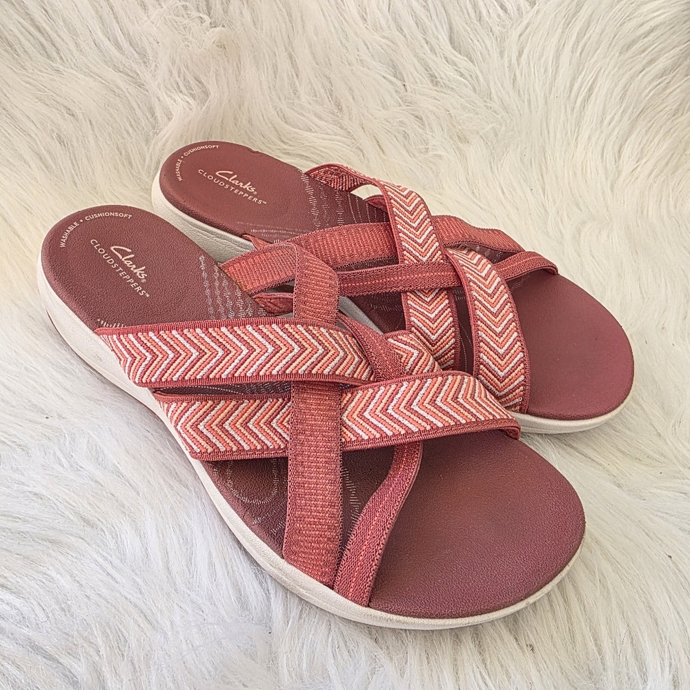 Clarks Women's Coral and White Sandals Size 10
